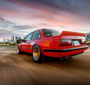 BMW 3 E30 HECKSPOILER DUCKTAIL GRUNDIERUNG - Picture 1 of 2
