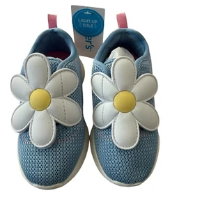 𝅺Carter's Toddler Girl Shoes Size 8 Laceless Flower Light Up Blue Sneakers - Picture 1 of 6