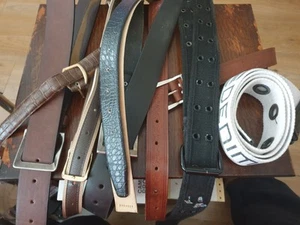 Selection Of Belts, Mixture Of Materials - Picture 1 of 5