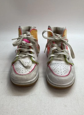 Air Jordan 1 Mid SE White Digital Pink GS Youth Sneakers Sz 4Y COA - Image 1 of 4