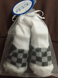 CALCETINES CARTER'S blanco y negro patrón CHECKERBOARD nuevo con etiquetas 12-24 meses - Imagen 1 de 4
