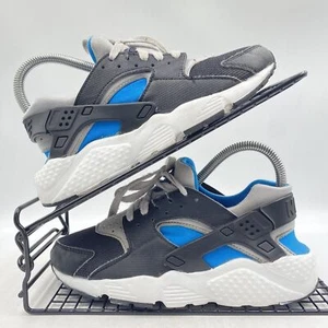 NIKE AIR HUARACHE BLACK TRAINERS SIZE UK 4 BLUE GREY GYM RUNNING 654275-013 - Picture 1 of 8