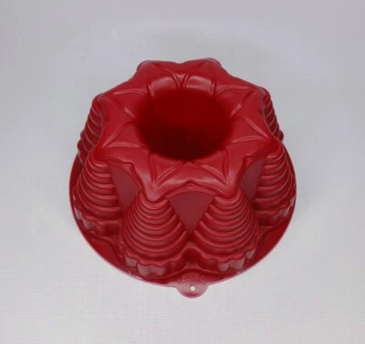 Vintage 2000 JELLO Mold Purple Plastic  Holiday Gelatin Salad 8" Ring - Image 1 of 4