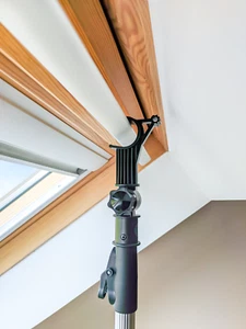 Velux Compatible 3m Telescopic Opening Pole for Roof Windows & Blinds 1.6m-3m - Picture 1 of 7
