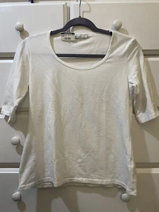 CUT LOOSE *NWT* Women’s Top Half Sleeve Scoop Neck T-Shirt Medium White Fitted - Picture 1 of 7