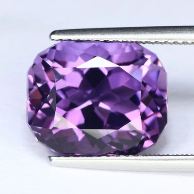 8.23Ct Top Perfect Cushion 13 x 106 MM 100% Natural Purple Blue Bolivia Amethyst - Image 1 of 4