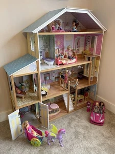 Majestic Mansion Wooden Dolls House with Furniture and Accessories + Extras - Picture 1 of 8
