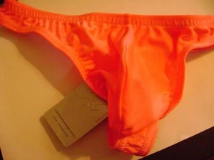 A VINTAGE NOS N2N power -G (NC5) thong SIZE SMALL, FITS: 22"-28" IN CORAL - Picture 1 of 4