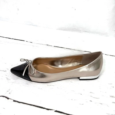 Aldo Shoes Women’s 8 Gold Black Ballet Flats Pointed Toe Bow Patent Leather New - Image 1 of 4