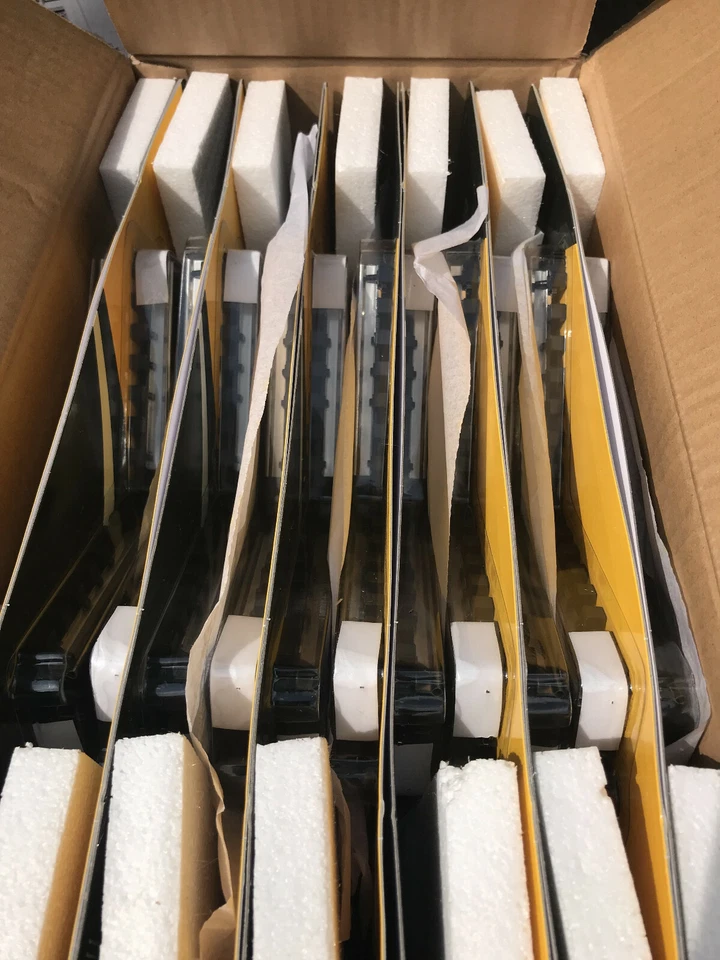 CASE OF 12 K-line O-Line Reproduction O gauge super snap 60 degree crossovers - Image 1 of 3