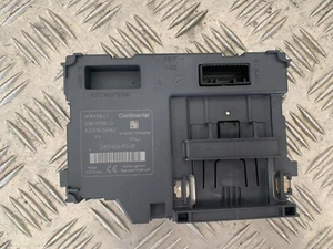 Lecteur de carte (Neiman) - RENAULT CLIO IV (4) PHASE I - Référence : 285906994R - Picture 1 of 3