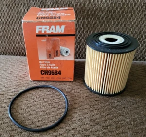 Engine Oil Filter-Extra Guard Fram CH9584 - New In Box - Free S&H! - Picture 1 of 3