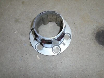 1981,1982,1987,1985,1986 chevrolet k5 k 10 jimmy 6 lug ralley center cap 4x4 - Image 1 of 2