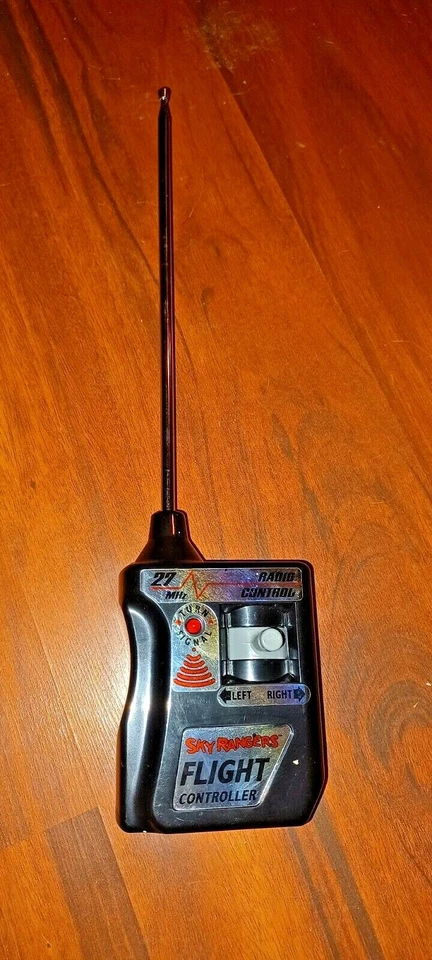 Mando estes sky rangers 27 mhz radio control funciona muy bien envío gratis Foto 1 de 1