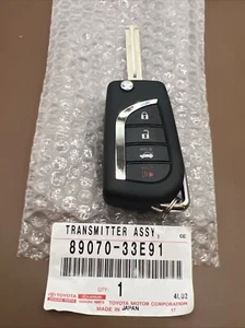 NEW OEM 2018-2019 TOYOTA CAMRY REMOTE FLIP KEY HYQ12BGF 89070-33E91 JAPAN 315MHz - Picture 1 of 3