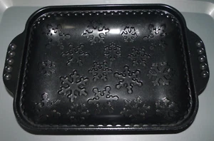 Nordic Ware Snowflake Baking Pan Cast Aluminum Non Stick 10 Cups 9”x11” USA Made - Picture 1 of 3