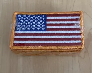 20 USA AMERIKANISCHE FLAGGE BESTICKT AUFNÄHER AUFBÜGELN AUFNÄHEN GOLD RAND (31⁄2 x 21⁄4"") - Bild 1 von 6