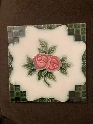 "Antiguo azulejo mayólica Wasei Japón 1920 Art Nouveau rosa floral verde oscuro 6""" Foto 1 de 4