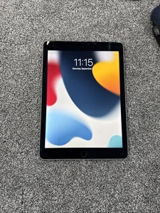 Apple iPad Air 2nd Gen Tablet 16GB WiFi + Cellular Space Grey A1567 Cracked - Picture 1 of 6