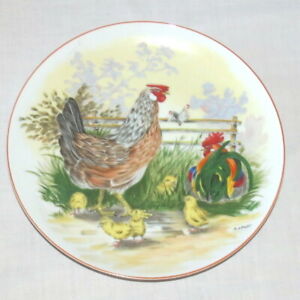 H Arndt 9.25 inch Plate - Chickens: Hen Cockerel Chicks