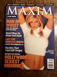 MAXIM Magazine - Issue #8 May 1998 DONNA D’ERRICO - NEW  - Picture 1 of 2