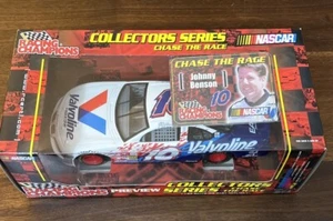 1:24th Scale #10 Johnny Benson Diecast Replica Car Collector Series NASCAR - Picture 1 of 7