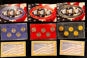 2003 50 States Commemorative Quarters - Denver -Philadelphia-Gold - Picture 1 of 4