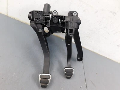 Porsche 981 Cayman GT4 2016 embrague/pedal de freno conjunto #7669 I5 Foto 1 de 4