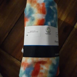 Fleece Blanket Soft Throw Lightweight Cover 50” x 60” Multicolor Tie Dye NEW - Picture 1 of 3