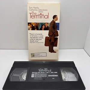 The Terminal - VHS, 2004 - Tom Hanks Movie - Picture 1 of 2