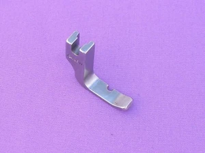 INDUSTRIAL SEWING MACHINE CORDING ZIPPER PRESSER FOOT RIGHT WIDE #12435W (277) - Picture 1 of 3