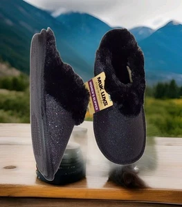 New MUK LUKS Scuff Slippers Women's Medium 7/8 Angled Rainbow SPARKLE - Picture 1 of 13