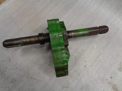 JOHN DEERE A. HYDRAULIC PUMP / PTO SHAFT A2431R. - Image 1 of 4