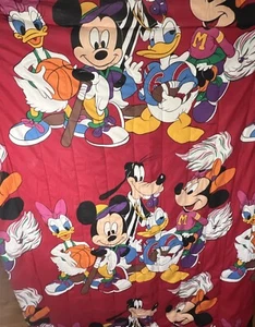 Vintage Disney Comforter Mickey Minnie Daffy Daisy Sports 86x58” Reversible 2074 - Picture 1 of 2