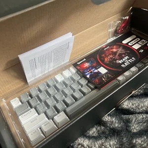 Redragon K617 Fizz RGB Gaming Keyboard, 61 Keys Compact Mechanical Key Cover - Picture 1 of 4