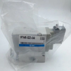 1PCS New SMC VP744R-5DZ1-04A Solenoid Valve Free delivery - Picture 1 of 5