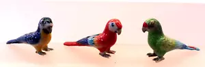 KLIMA X861 Miniature statuette en porcelaine - LES PERROQUETS TÊTES DROITES - Picture 1 of 7