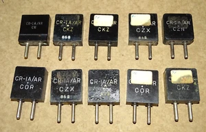 Zehn DC-30 CR-1A/AR Vintage Amateurfunk Militär Radio Quarz Kristalle, 8188 KC - Bild 1 von 3
