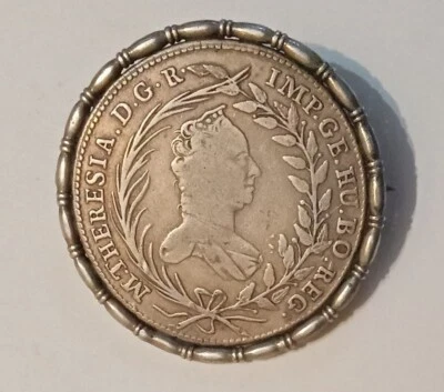 Áustria Maria Theresia -20 Kreuzer 1763 prata com gancho KM#768 MUITO BOM ESTADO - Imagem 1 de 2