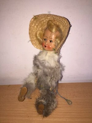 ANTICA BAMBOLA Marionetta 24 cm con Viso in Cartapesta e corpo Piumato anni '40? - Immagine 1 di 3