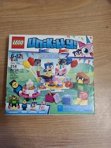 New Lego Unikitty 41453 214 pcs Party Time includes 4 Minifigures - Picture 1 of 6
