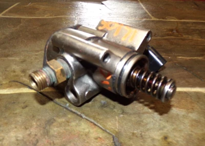 AUDI A6 2005-2010 2007-2009 A4 3,2 L BOMBA DE COMBUSTIBLE SOLO MOTOR MONTADO OEM Foto 1 de 4