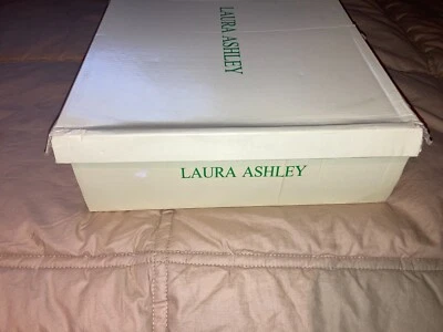 Laura Ashley Regent Ankle Boots Black Woman's 8.5  8-1/2 B width - Image 1 of 4