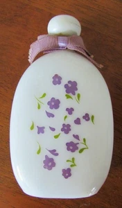 BOTELLA DE VIDRIO DE LECHE AVON VACÍA LAVANDA COLONIA VIOLETAS CINTA ORIGINAL VINTAGE - Imagen 1 de 5