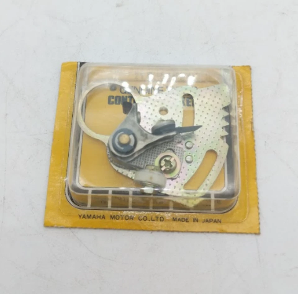 YAMAHA NUEVO CONJUNTO DE INTERRUPTOR DE CONTACTO OEM. RD400 1979 2V0-81621-60 Foto 1 de 4