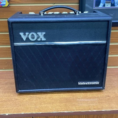 VOX Valvetronix VT20+ Guitar Amplifier 20W Modeling Amp - Image 1 of 4