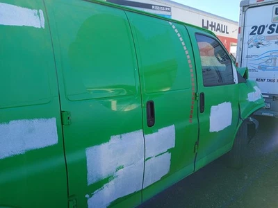 Used Rear Right Door Assembly Rear Side fits: 2019 Gmc Savana 2500 van hinged fr Foto 1 de 4