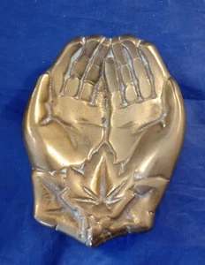 Vintage Brass Hands Grape Leave Cupped Palms Tray Solid Coin Jewelry Dish - Picture 1 of 2