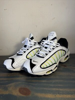 2018 NIKE AIR MAX TAILWIND 4 IV WHITE/VOLT-BLACK-ALOE VERDE SZ 8.5 AQ2567-701 - Image 1 of 4
