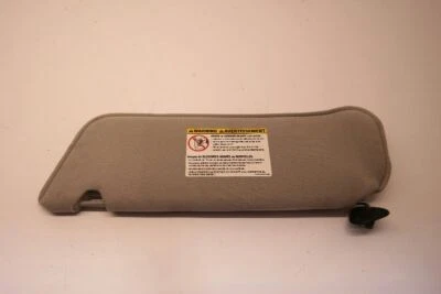 Parasol derecho usado se adapta a: Ford Ranger R. 2005 sin espejo retrovisor derecho grado A Foto 1 de 4